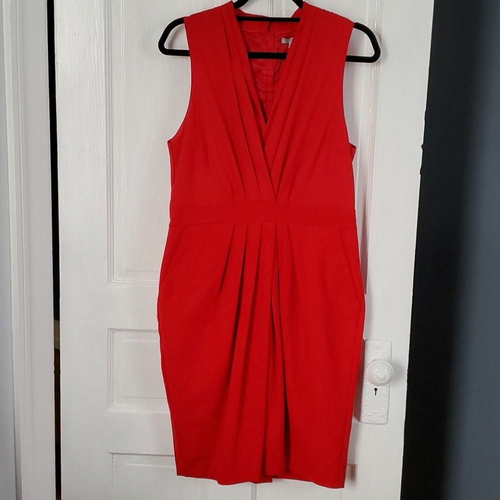 Fitted red dress